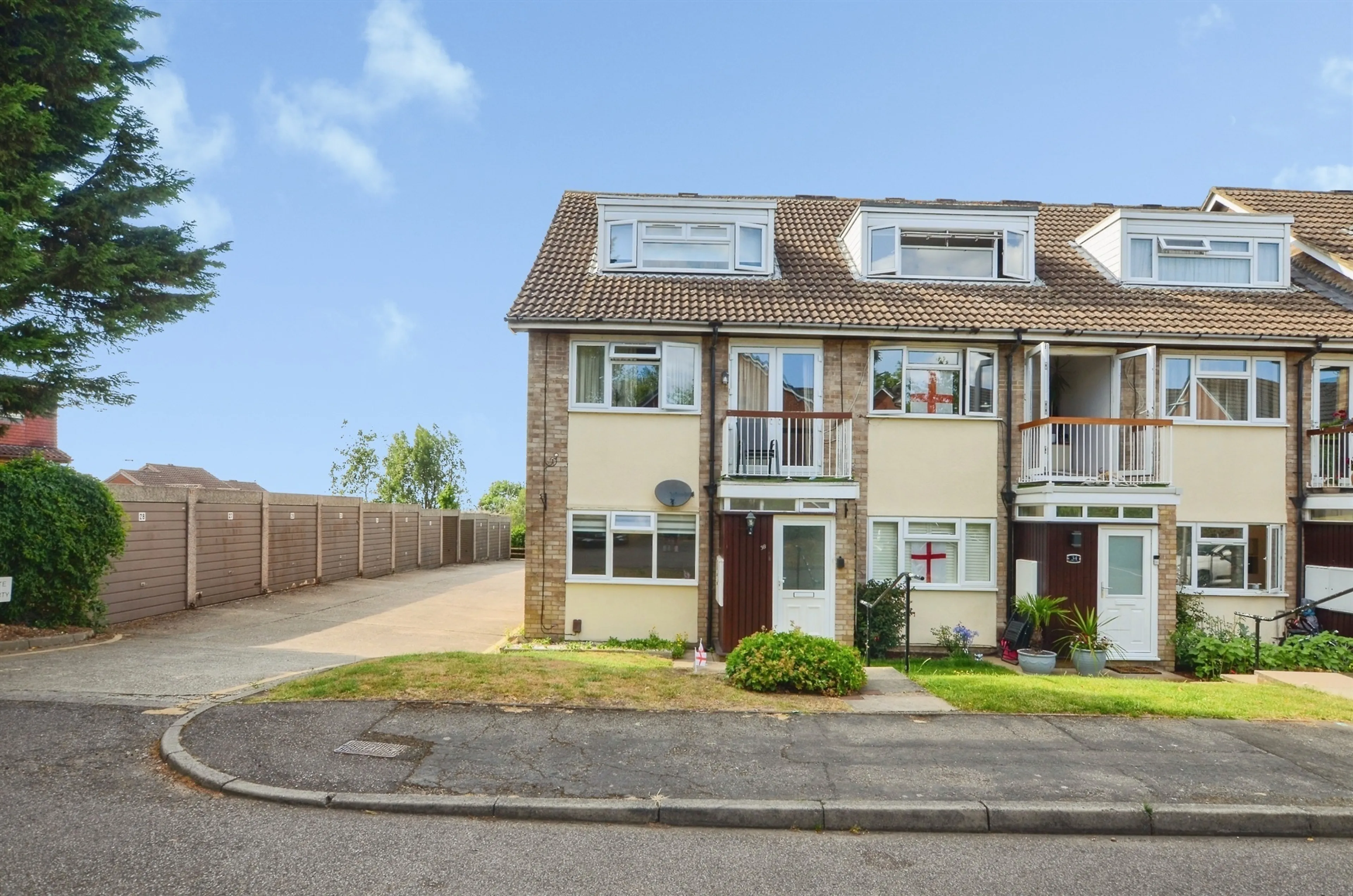Property photo 0