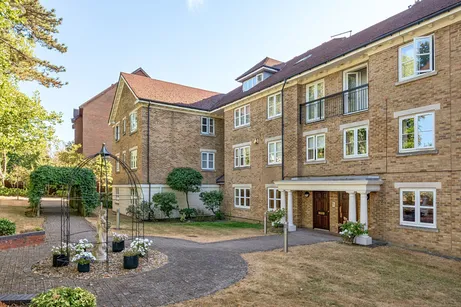High Road, Whetstone, N20