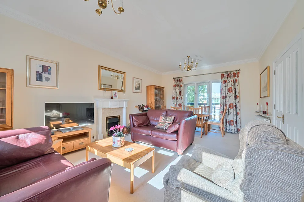 High Road, Whetstone, N20 photo 3