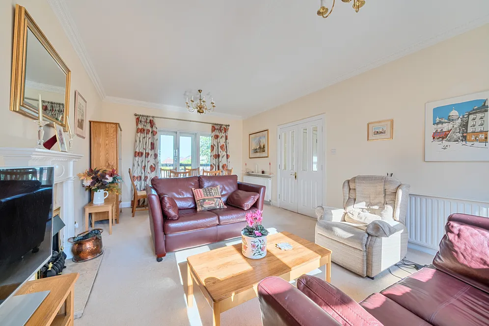 High Road, Whetstone, N20 photo 5