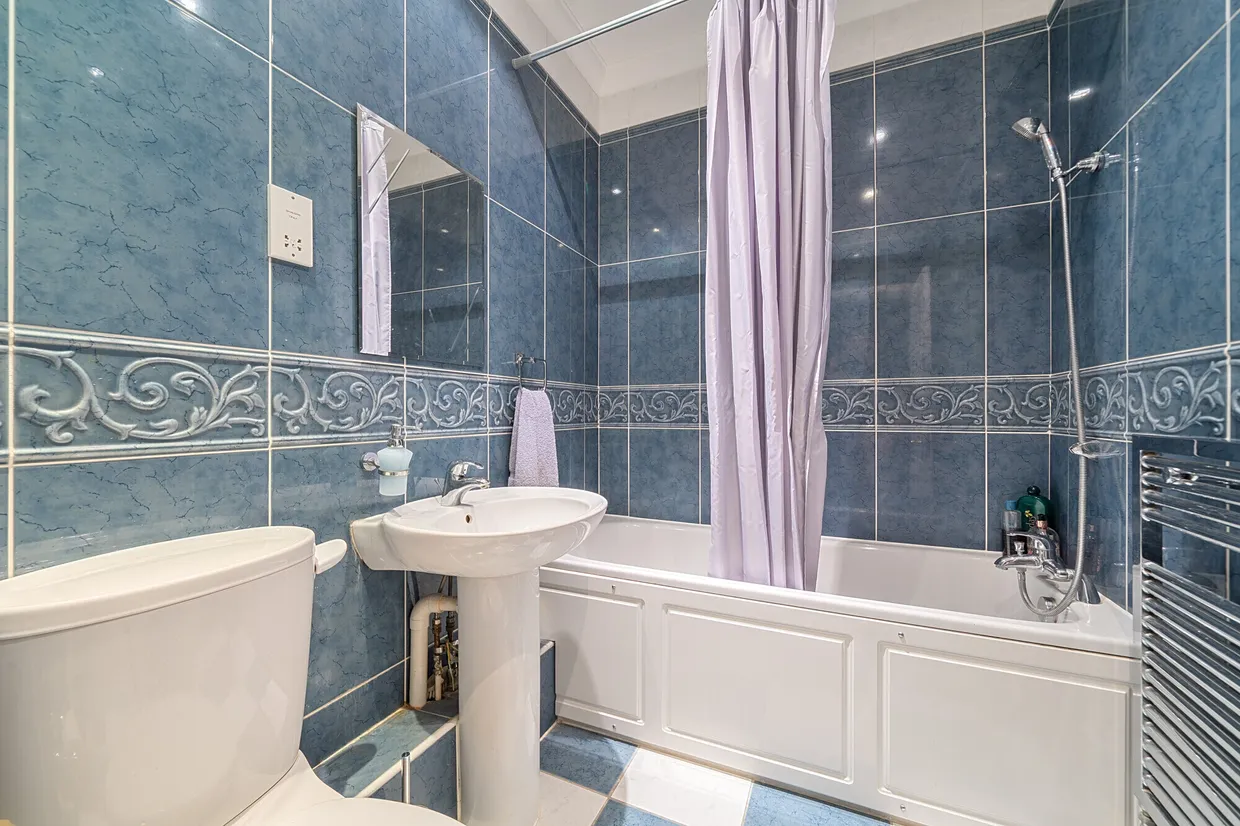 High Road, Whetstone, N20 photo 8