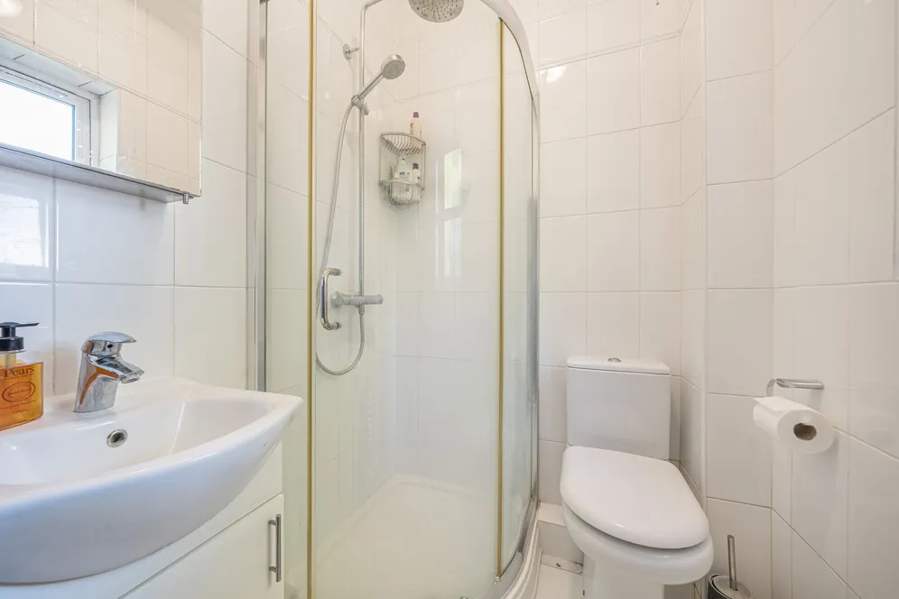 High Road, Whetstone, N20 photo 13
