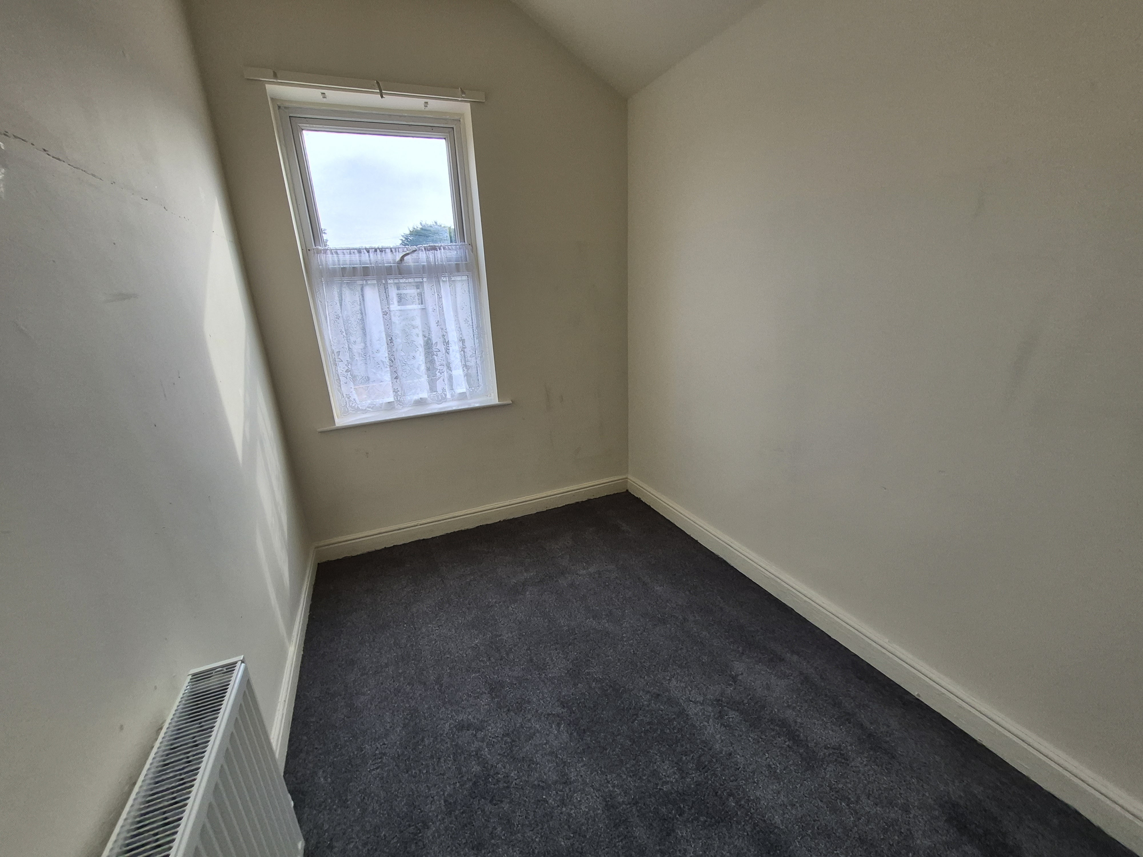 8 Division Road Image 15