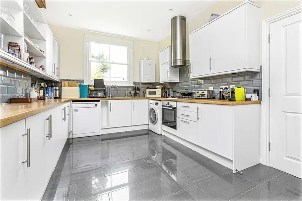 Cambrian Road, Richmond, TW10 photo 3