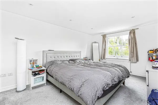 Cambrian Road, Richmond, TW10 photo 4