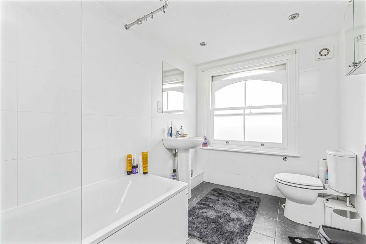 Cambrian Road, Richmond, TW10 photo 6