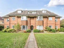 Shoppenhangers Road, MAIDENHEAD photo