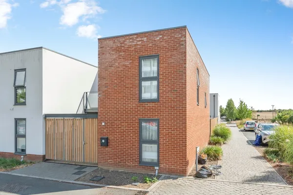 Bata Mews, East Tilbury, Tilbury, Ess...