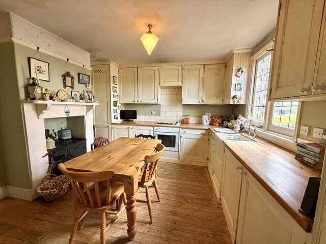 Forest Road, Wokingham, RG40 Image 2