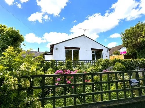 Millbridge Gardens, Mineheadphoto