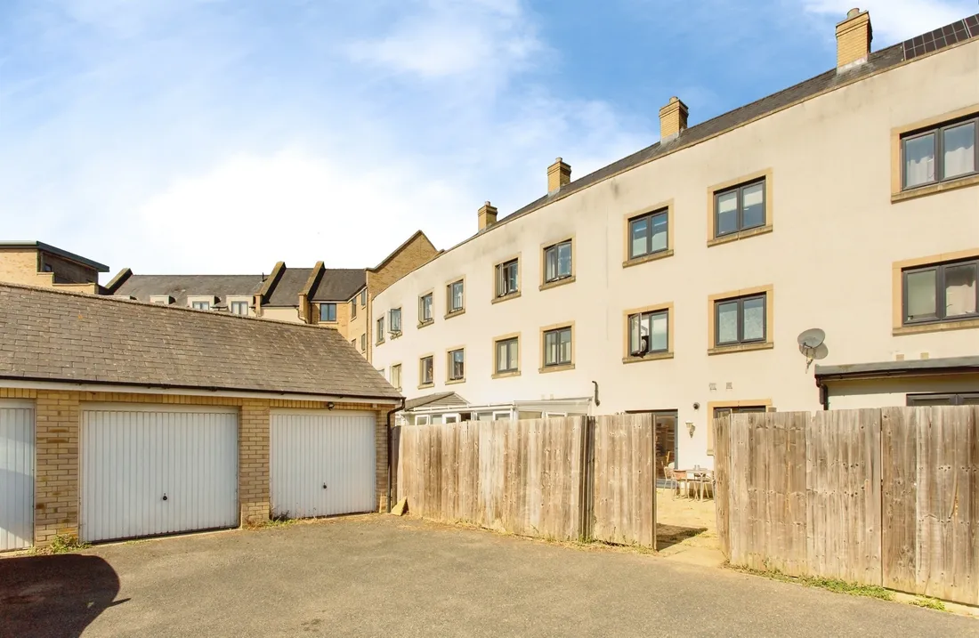 Property photo 15