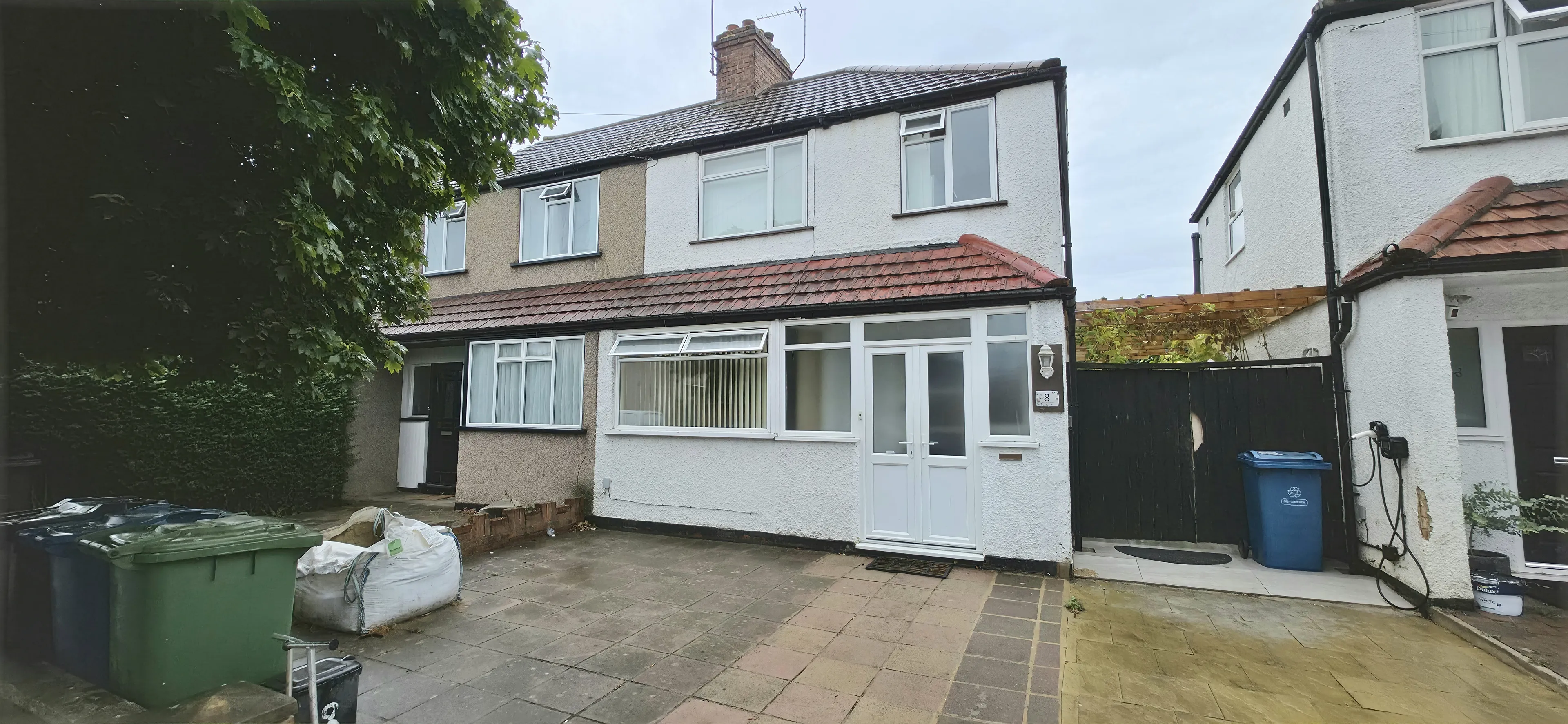 Property photo 0