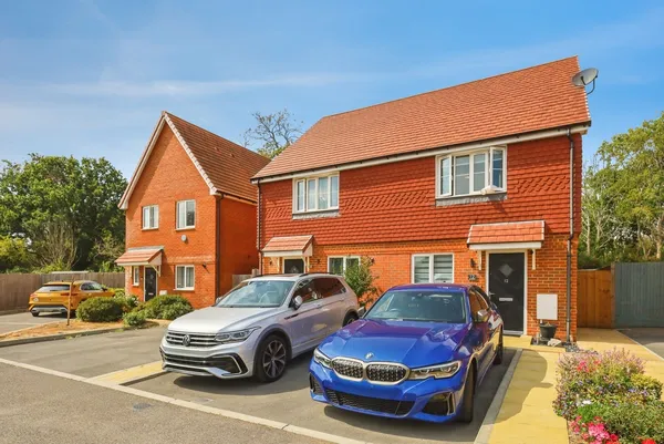 Sail Street, Hailsham, East Sussex, BN27