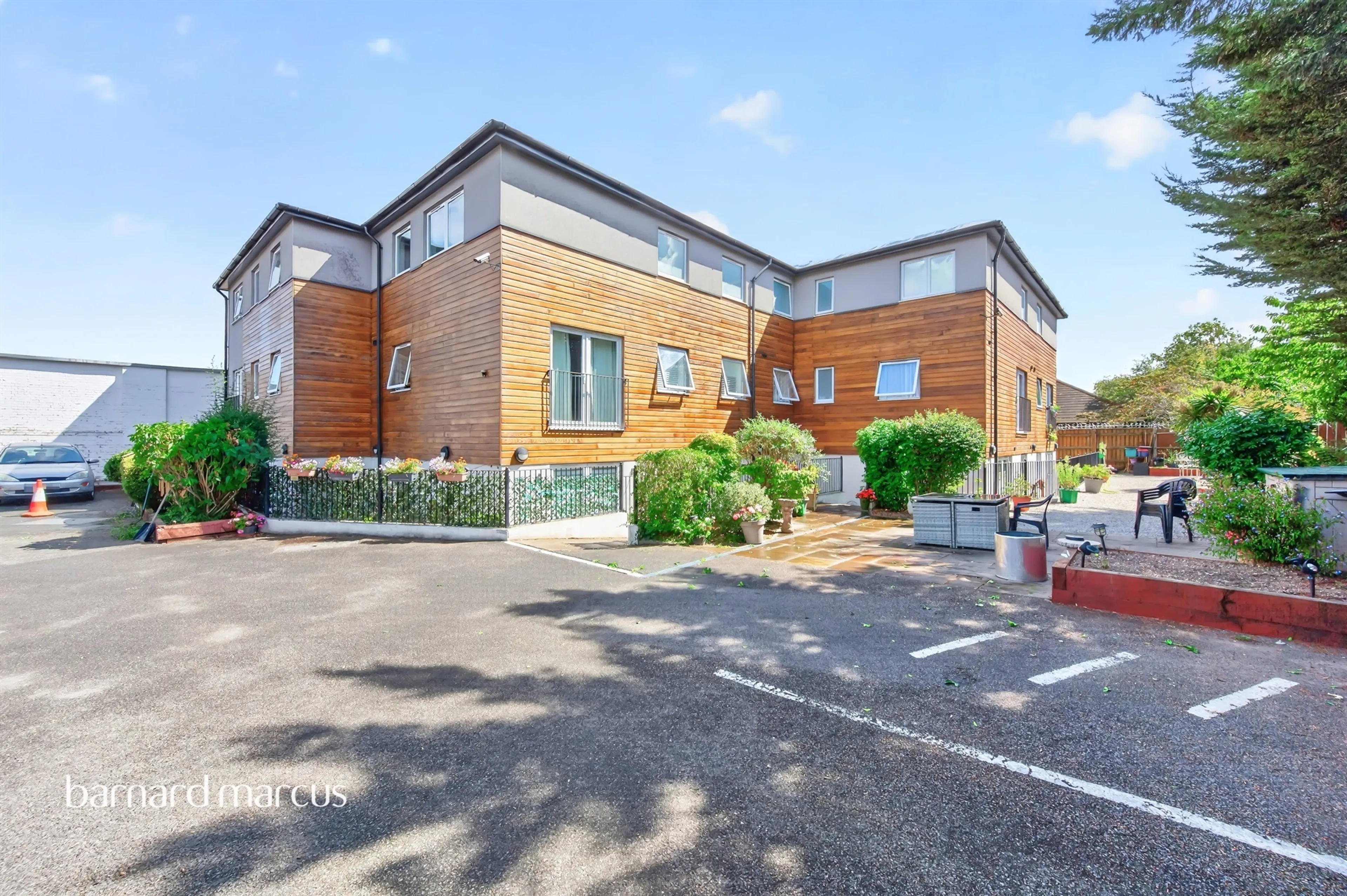 Property at London Road, Cheam, Sutton
