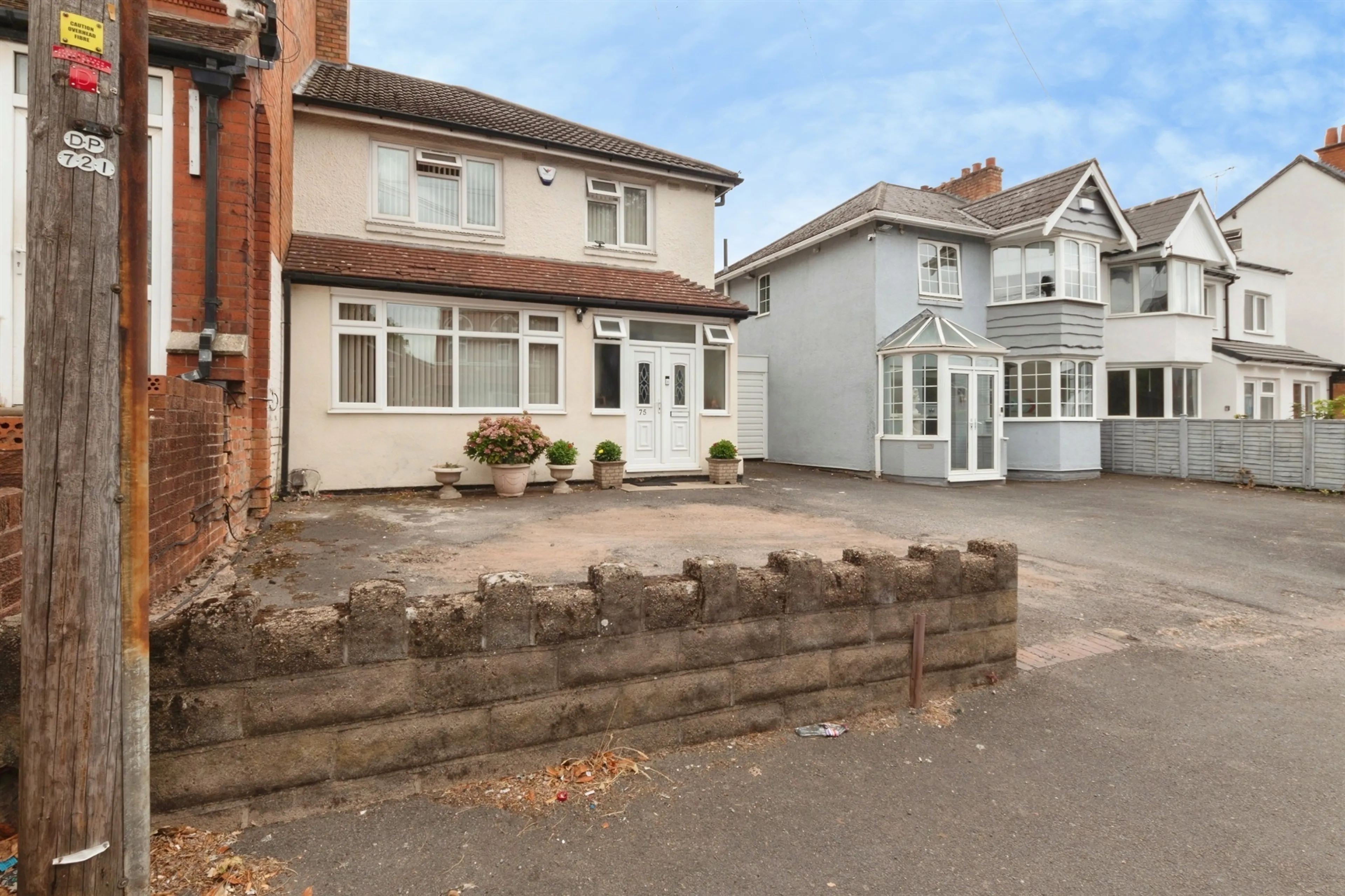Property photo 0