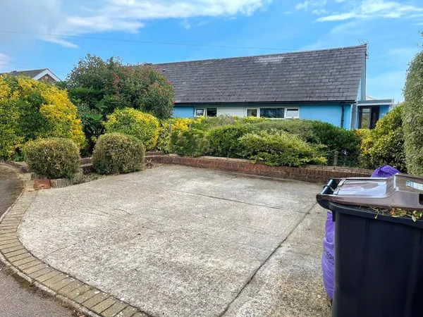 Cauldham Close, Capel-le-Ferne, Folke...