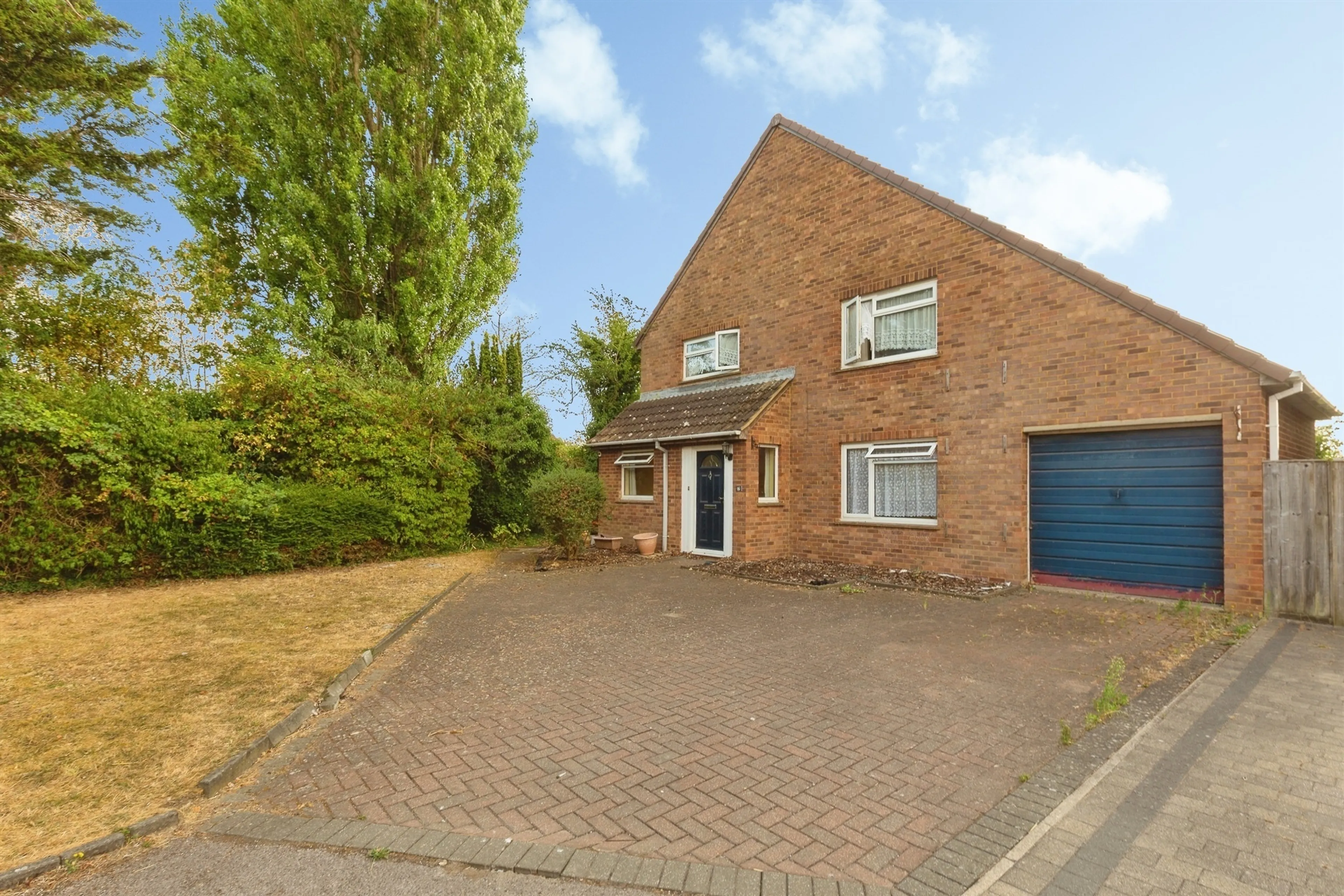Property photo 0