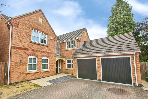 Ferncroft Walk, Chellaston, Derby, De...