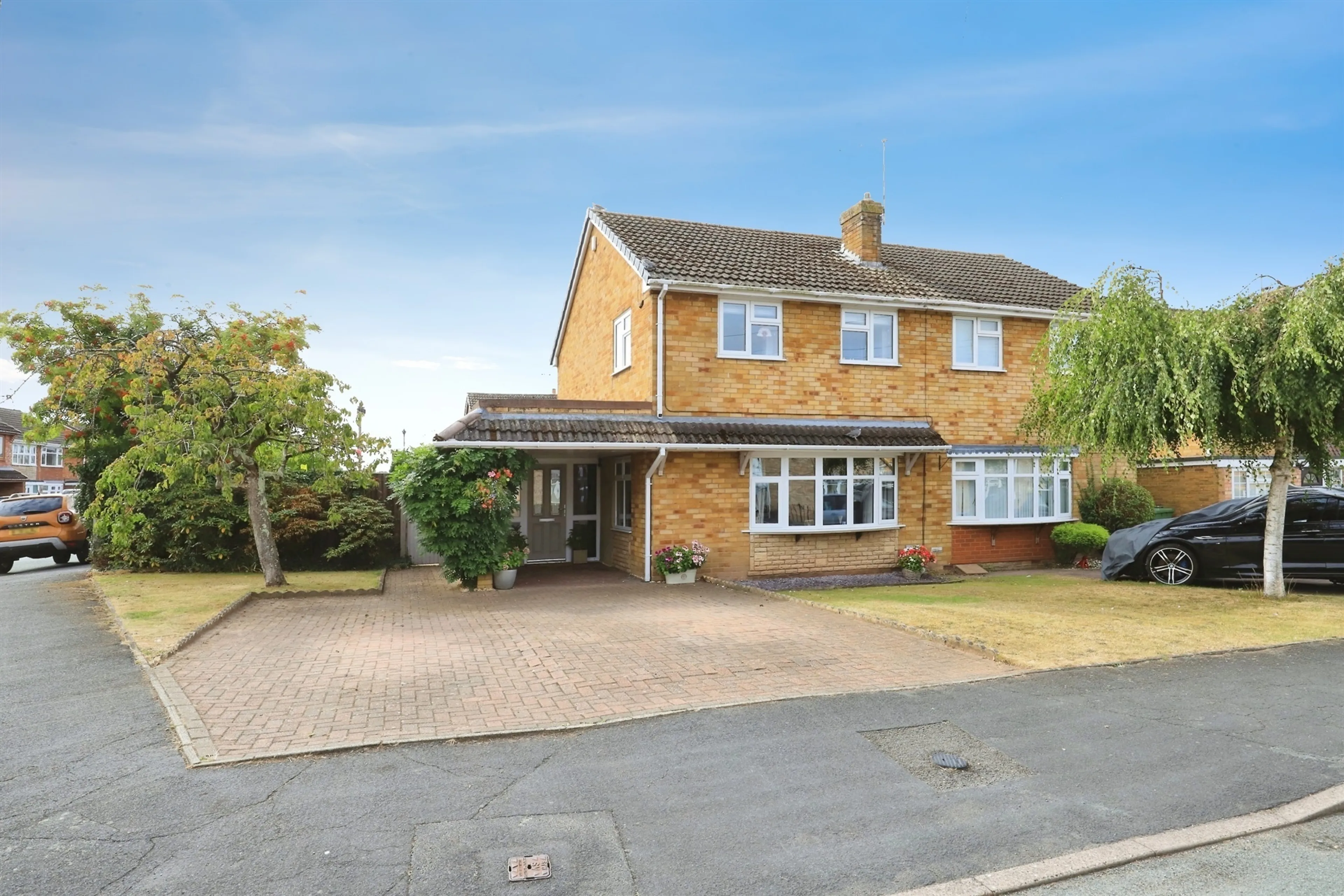 Property at Oakshaw Close, Coven, Wolverhampton