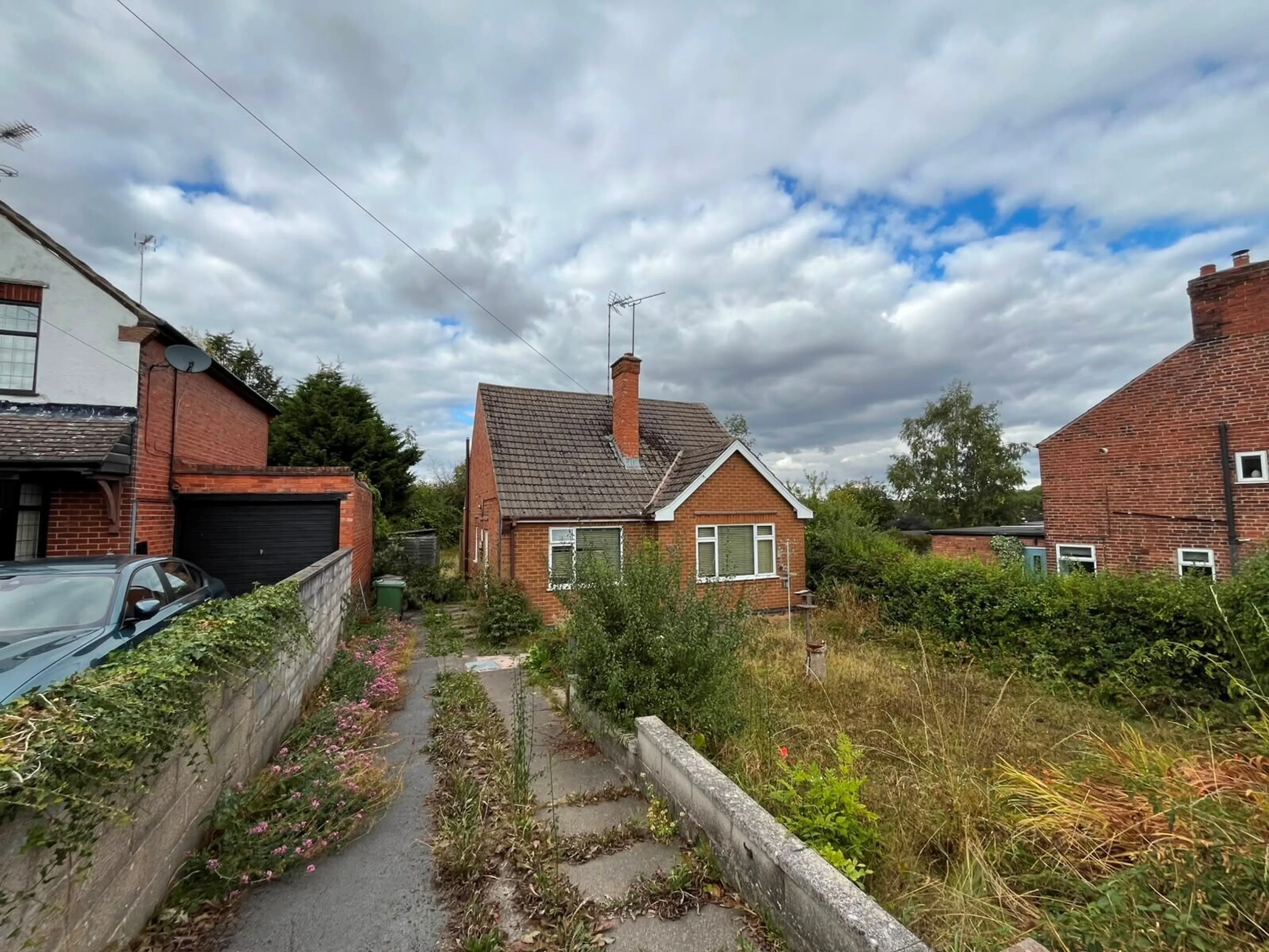 Property photo 0