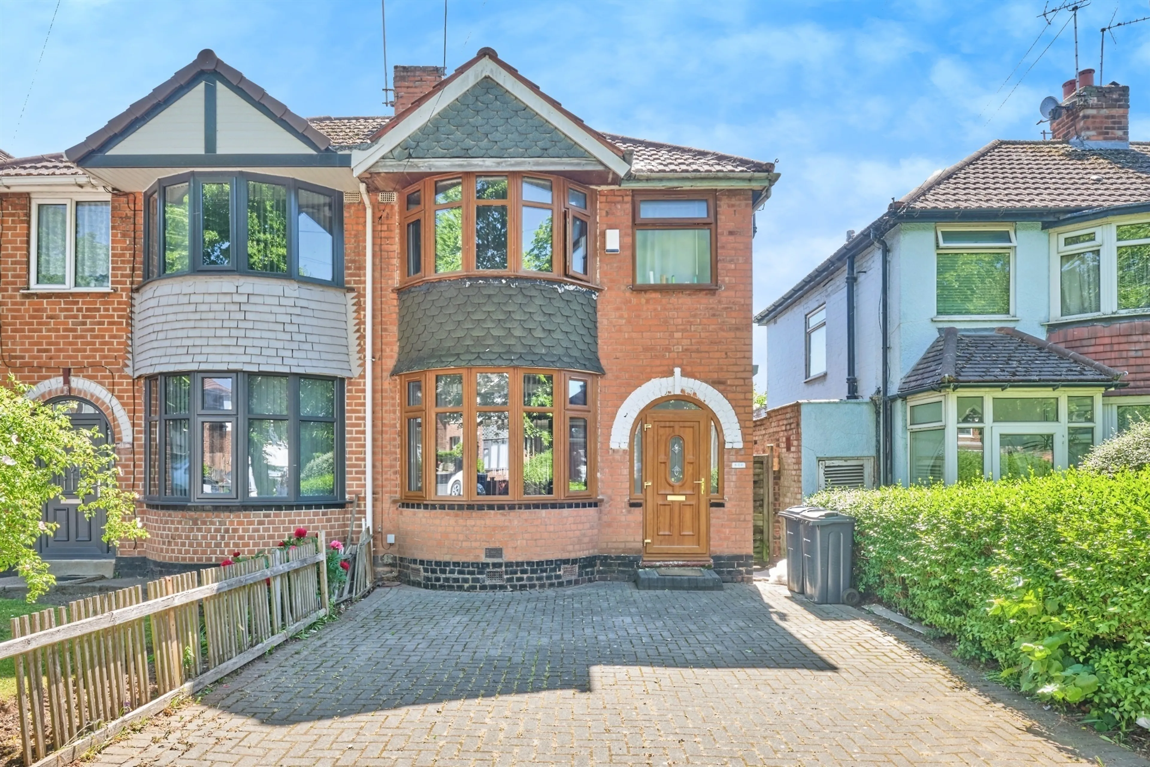 Property photo 0
