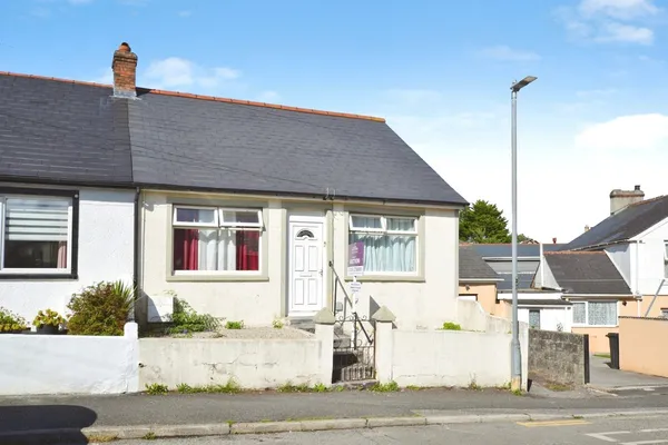 North Roskear Road, Tuckingmill, Camb...