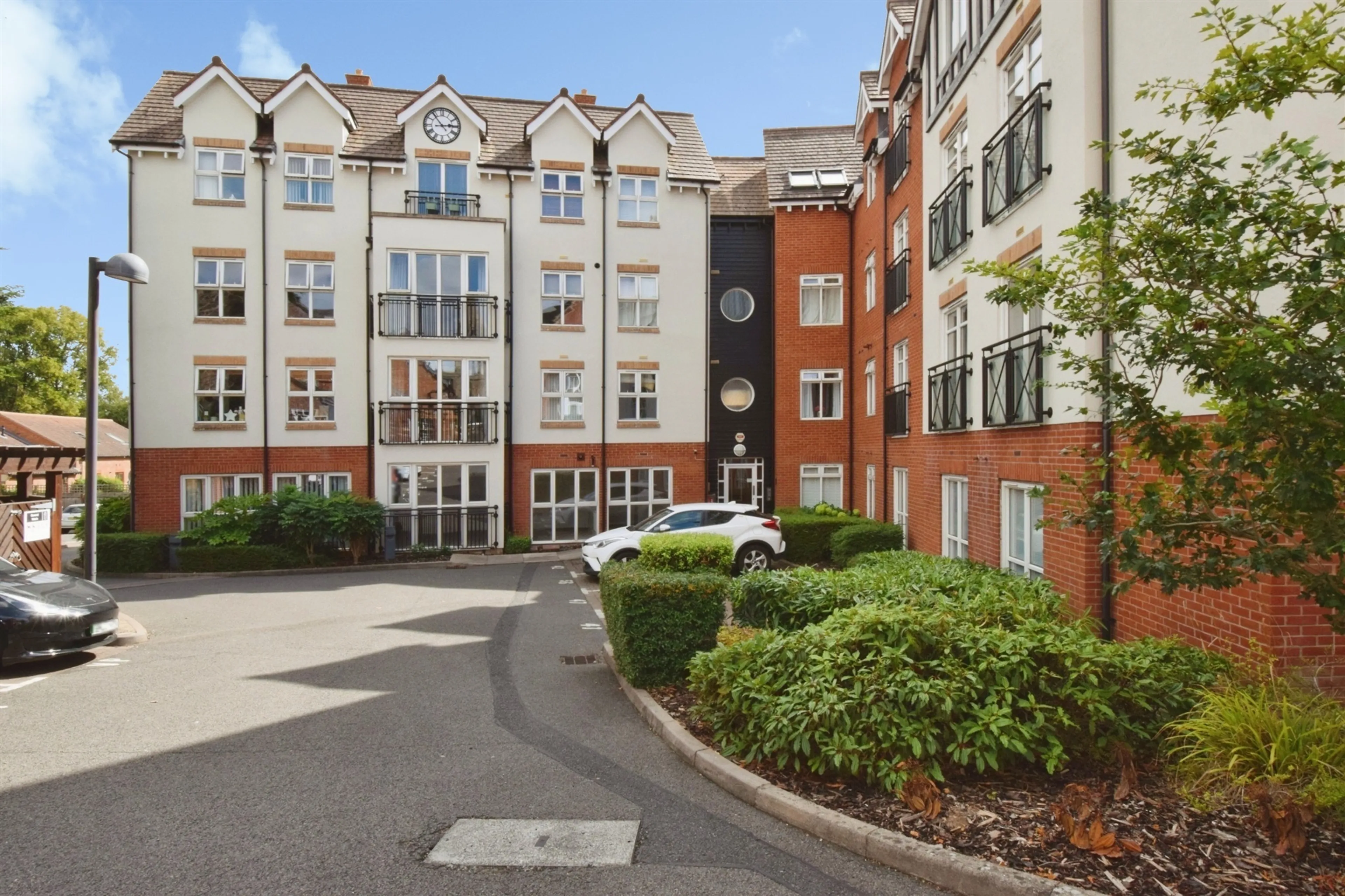 Property at Honeywell Close, Oadby, Leicester