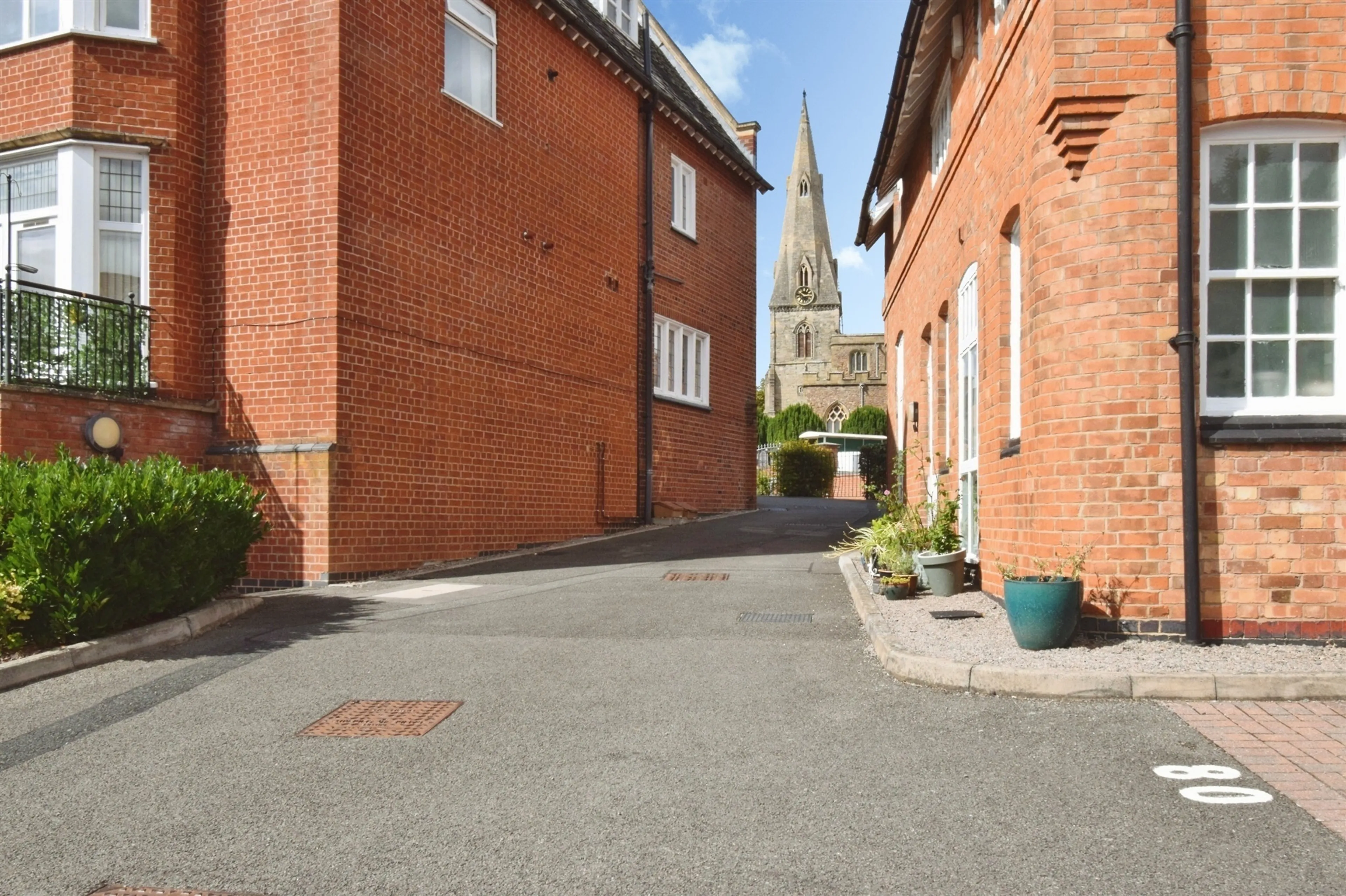 Property at Honeywell Close, Oadby, Leicester
