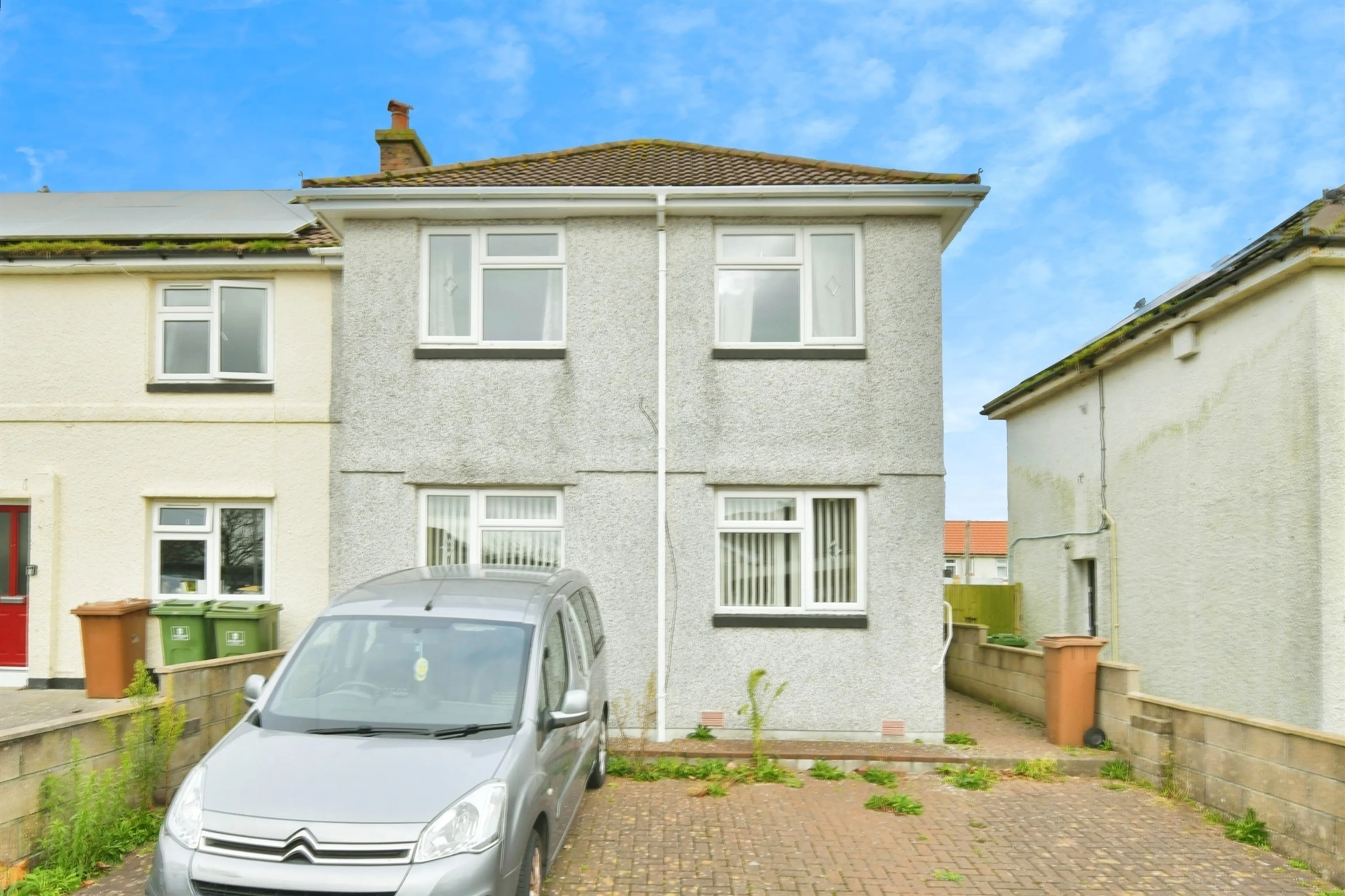 Property photo 0