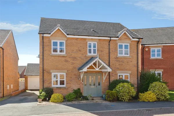 Aspen Close, Great Glen, Leicester, L...