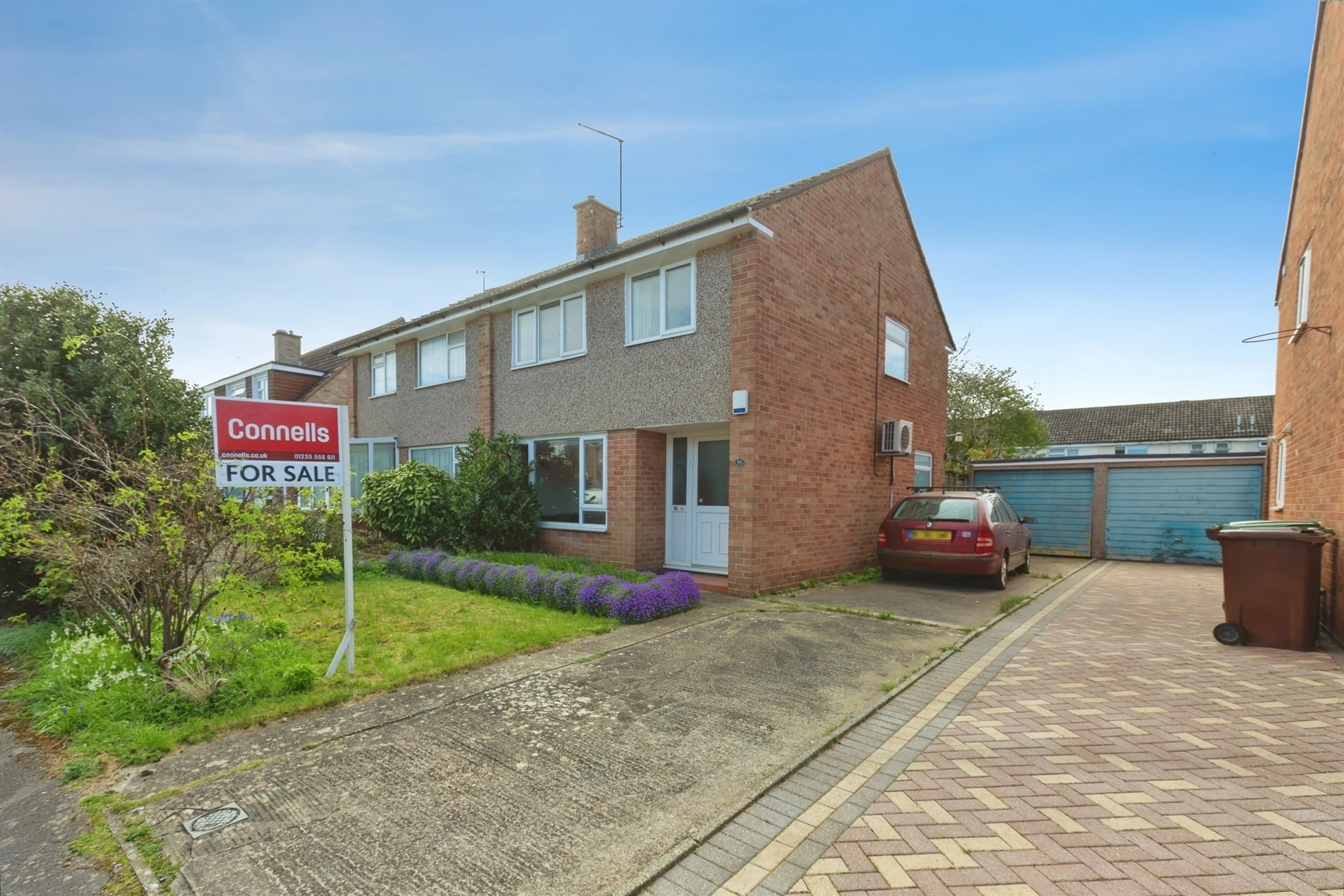 Property photo 0