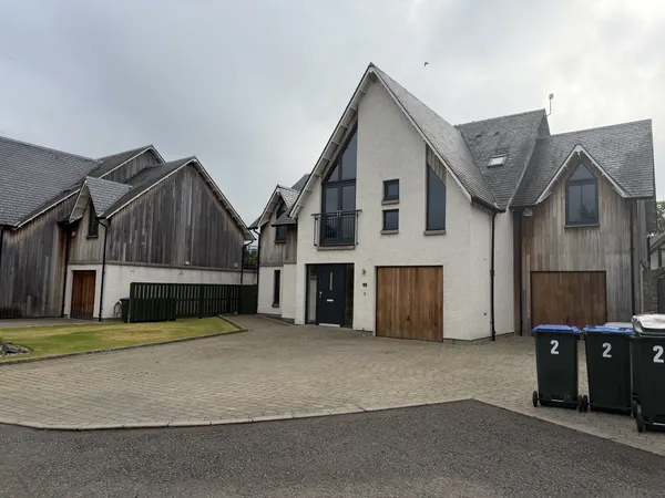 Allanfield, Auchterarder
