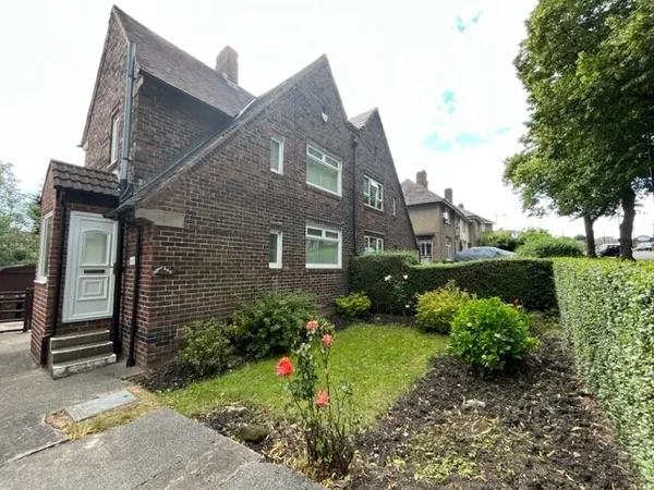 Deerlands Avenue, Sheffield, S5