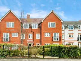 Fitzalan Road, Littlehampton photo