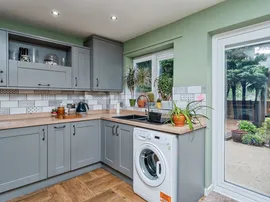 Barwoods Drive, Saltney, Chester thumb 3