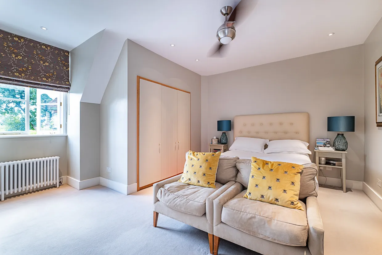 Liverpool Road, Kingston Upon Thames, KT2 photo 15