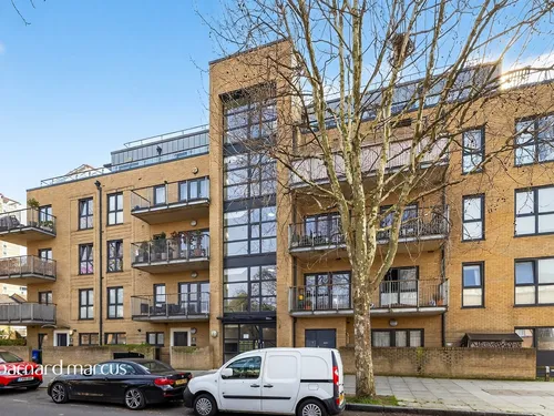 Coopers Road, Londonphoto