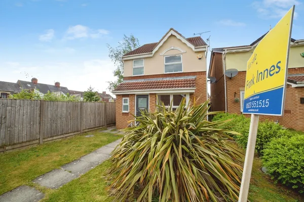 Ashcourt Gardens, SUTTON-IN-ASHFIELD,...