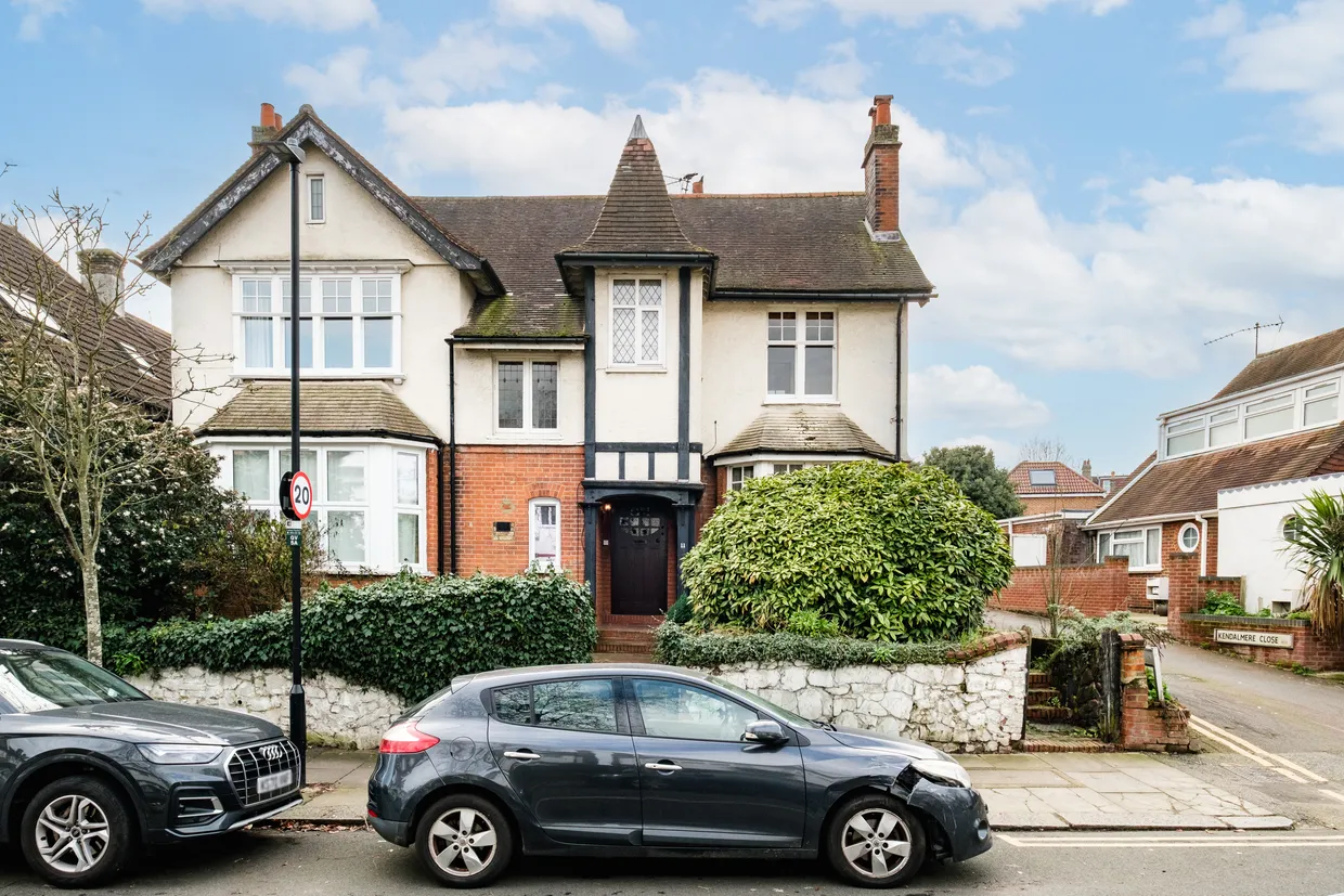 Grosvenor Road, London, N10 photo 2