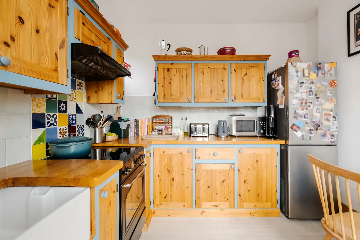 Grosvenor Road, London, N10 photo 3