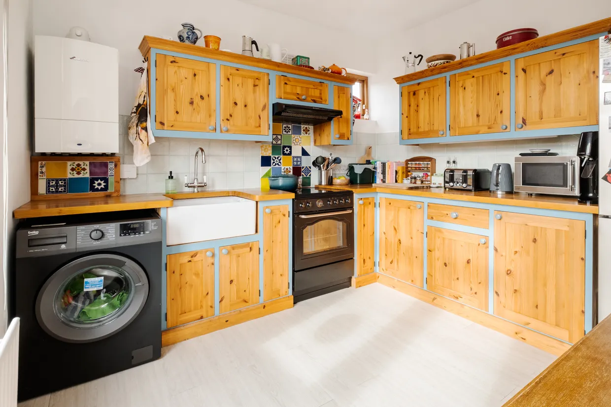 Grosvenor Road, London, N10 photo 7