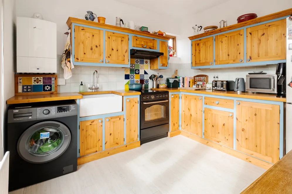 Grosvenor Road, London, N10 photo 7