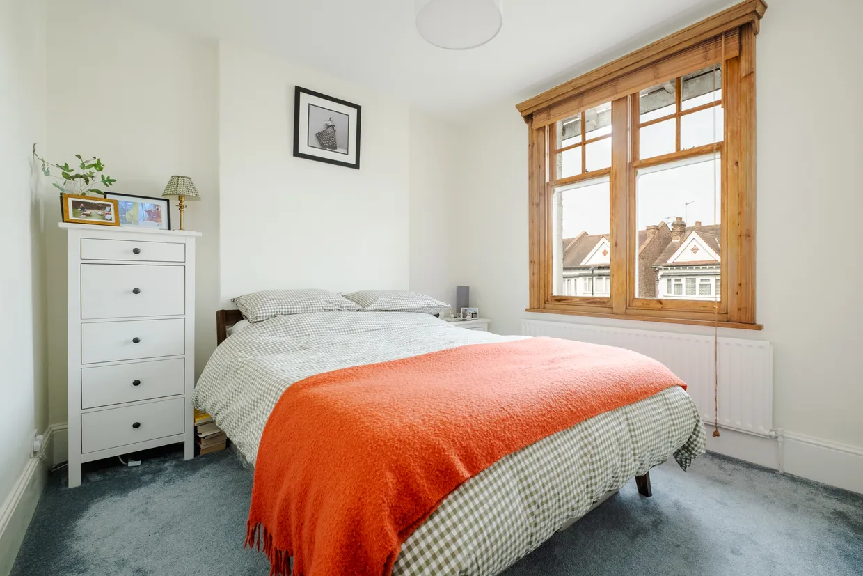 Grosvenor Road, London, N10 photo 10