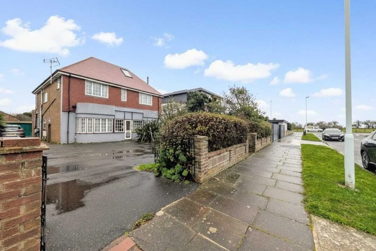 Arlington Avenue, Goring-By-Sea, Worthing