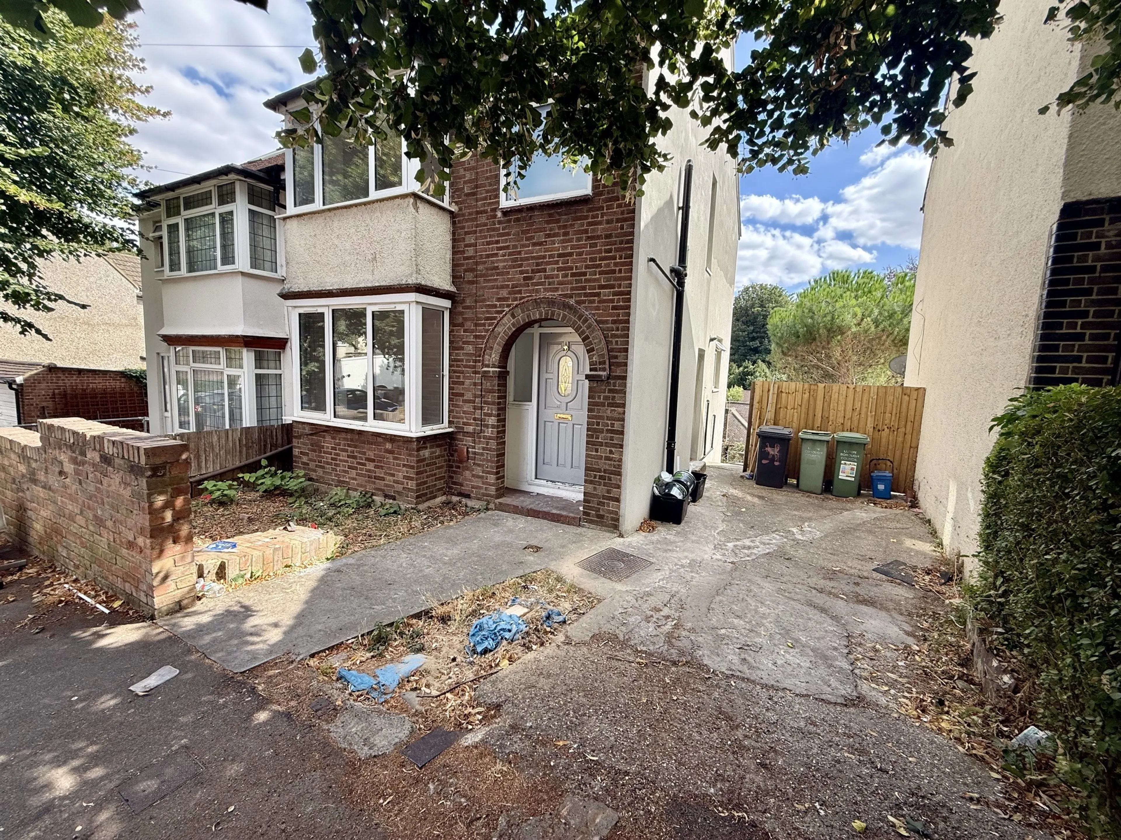 Property photo 0