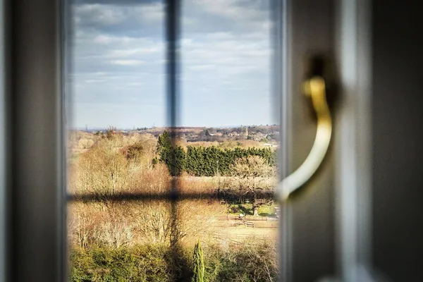 Hatchford Manor, Ockham Lane, KT11 photo 19
