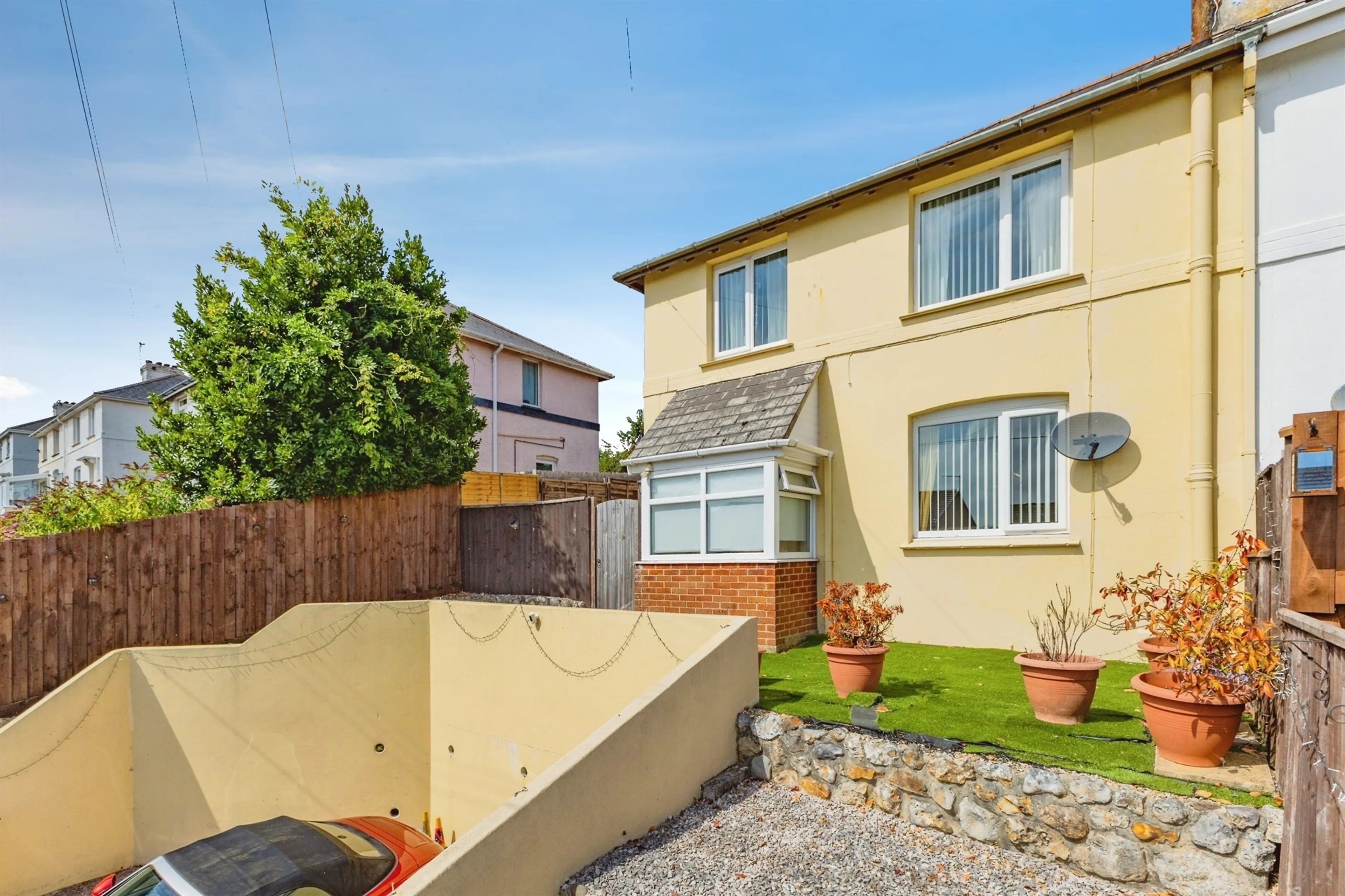 Property photo 0