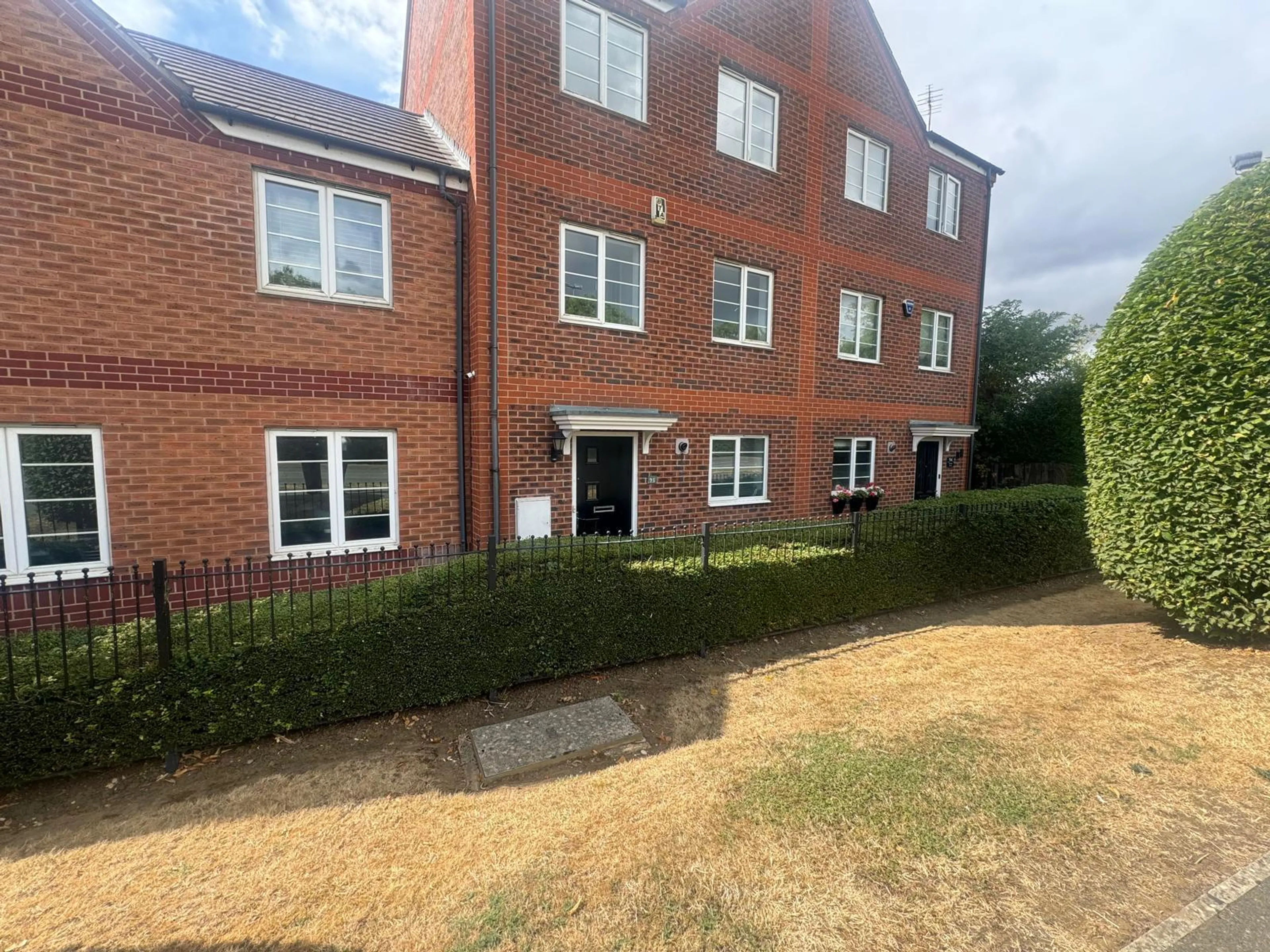 Property photo 0