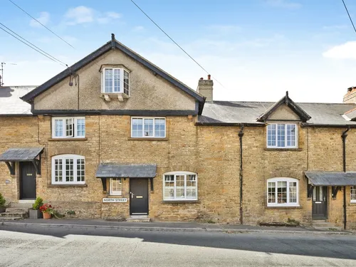 North Street, Haselbury Plucknett, CREWKERNEphoto
