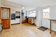 Whitethorn Grove, Lincoln